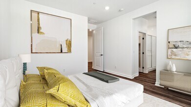 Merge 56 in San Diego, CA - Building Photo - Interior Photo