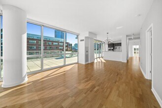 1901 S Calumet Ave in Chicago, IL - Building Photo - Building Photo