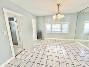 140 Ferry St in Everett, MA - Building Photo - Building Photo