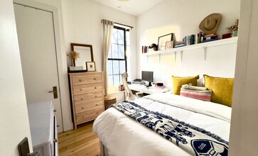 167 N 6th St in Brooklyn, NY - Building Photo - Building Photo