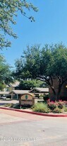 5102 80th St in Lubbock, TX - Building Photo