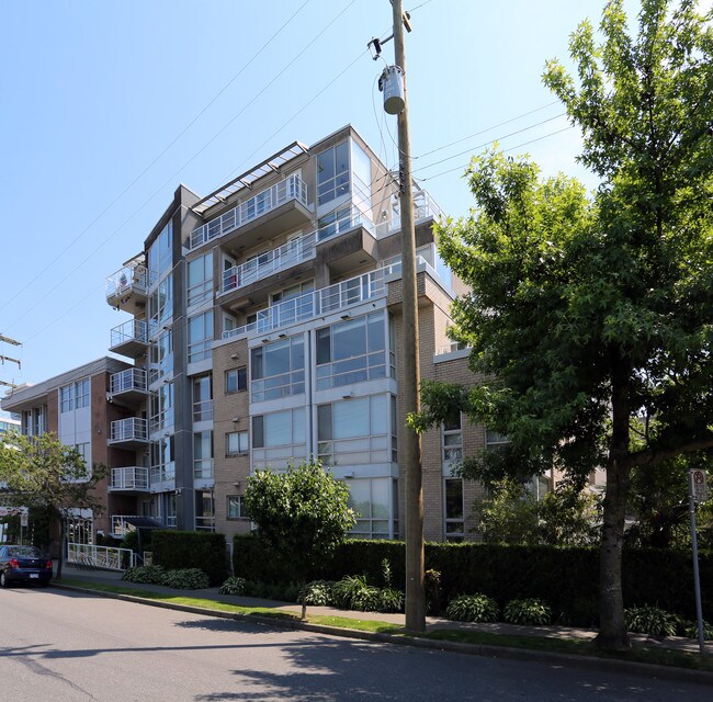 The Carnegie in Vancouver, BC - Building Photo - Primary Photo