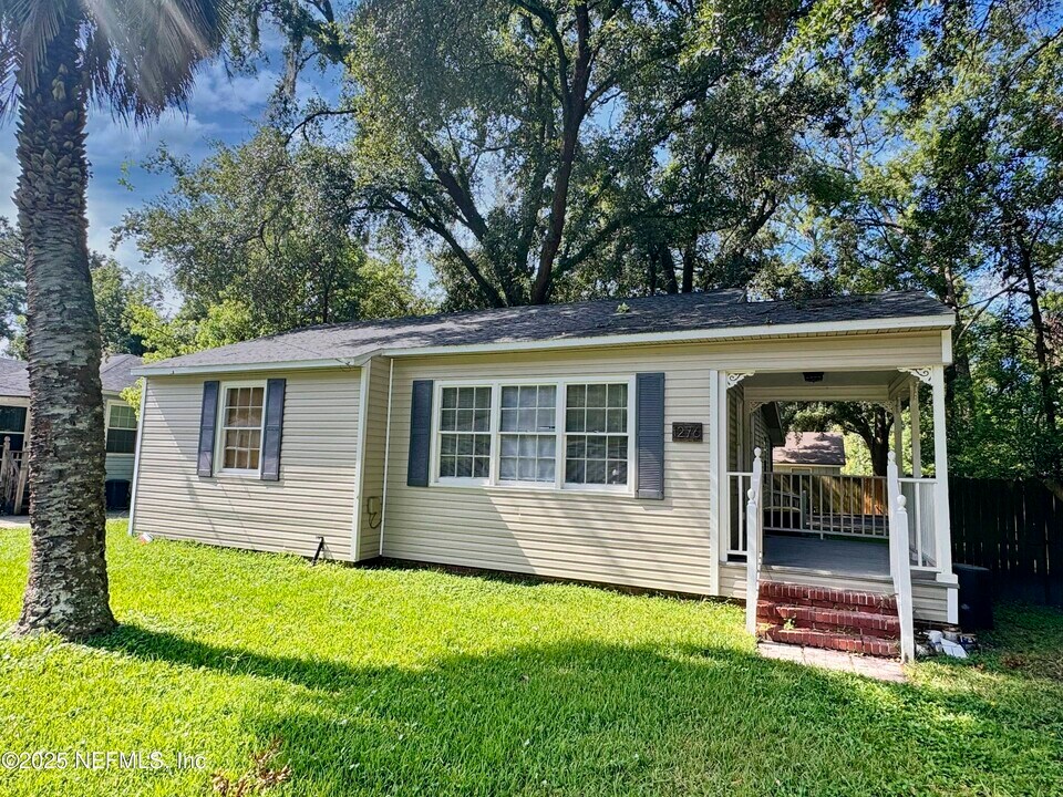 1276 Menna St in Jacksonville, FL - Building Photo
