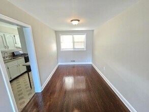 4733 Homesdale Ave in Baltimore, MD - Foto de edificio - Building Photo