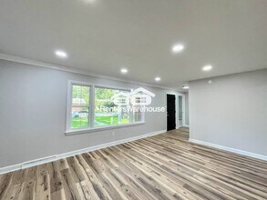 5 Paddock Dr in Newport News, VA - Building Photo - Building Photo