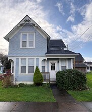 405 Spruce St E in Ilwaco, WA - Building Photo - Building Photo