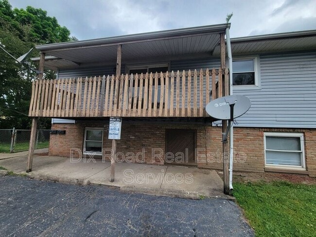 property at 2032 Sheffield St