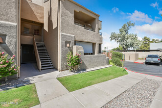 3845 E Greenway Rd in Phoenix, AZ - Building Photo - Building Photo