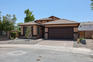 10101 W Cordes Rd in Tolleson, AZ - Foto de edificio - Building Photo