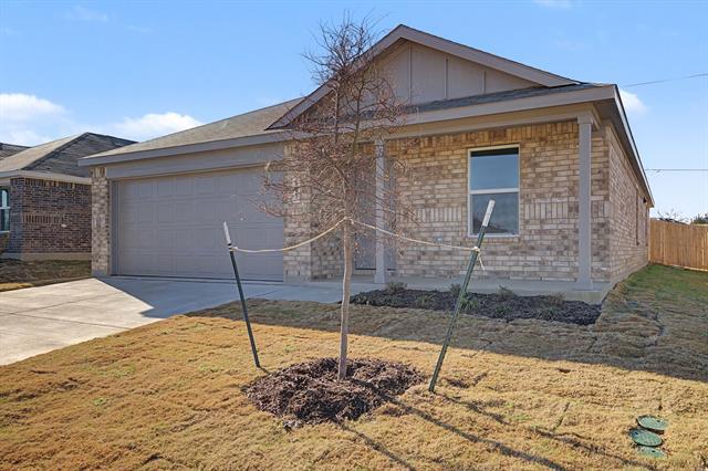 961 Prestonwood Ln in Keene, TX - Building Photo - Building Photo