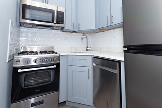 508 W Belmont Ave in Chicago, IL - Building Photo - Building Photo