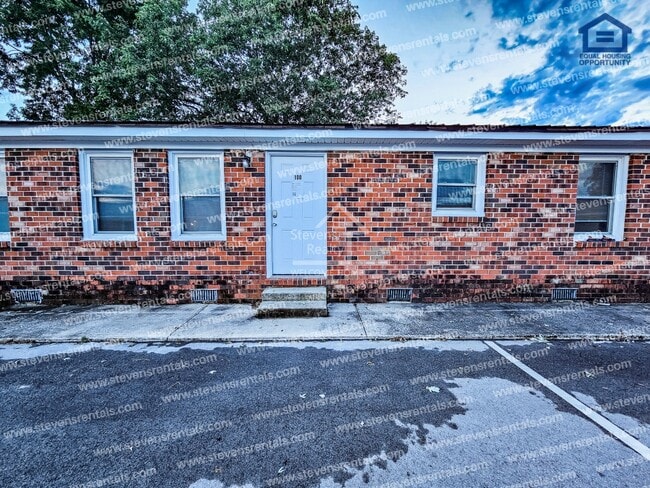 500 Skyline Dr