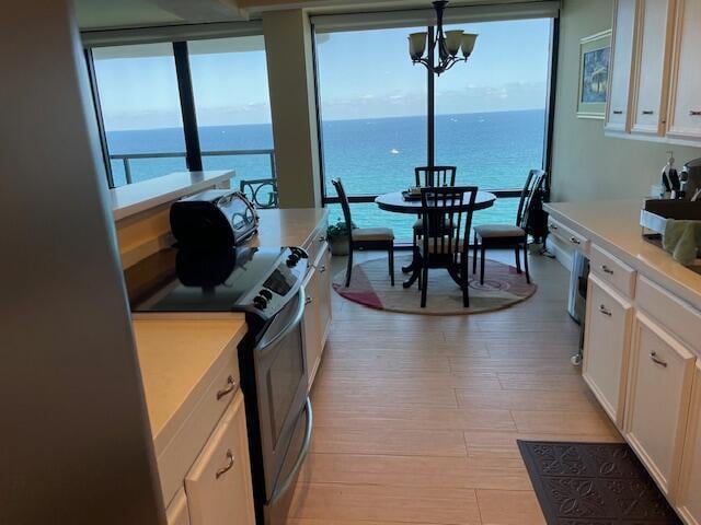 250 S Ocean Blvd in Boca Raton, FL - Building Photo - Building Photo