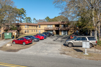 Academy Way Condos in Myrtle Beach, SC - Building Photo - Building Photo