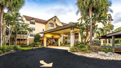 The Blake at Bradenton in Bradenton, FL - Foto de edificio - Building Photo