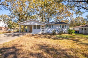 6212 Pawnee Dr in North Little Rock, AR - Building Photo