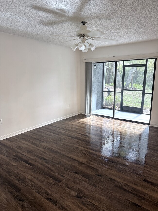 180 Waterfall Way in Altamonte Springs, FL - Building Photo - Building Photo