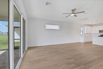 1019 Waterline Ct in Sarasota, FL - Building Photo - Building Photo