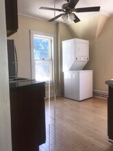 3316 N Downer Ave, Unit 3316 in Milwaukee, WI - Building Photo - Building Photo