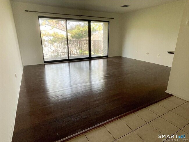 73 Courtland Ave in Stamford, CT - Building Photo - Building Photo