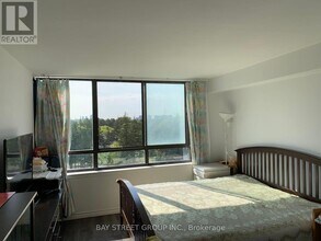 55-555 Bamburgh Cir in Toronto, ON - Building Photo - Building Photo