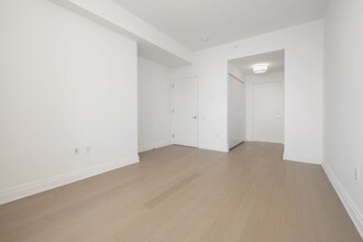 132 Cedar St in Manhattan, NY - Building Photo - Building Photo