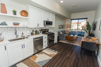 2876 W 53rd Ave in Denver, CO - Building Photo - Building Photo