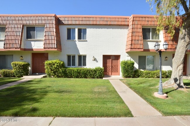 property at 4028 N Granite Reef Rd