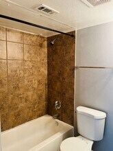 6762 Trail Lake Dr in Fort Worth, TX - Building Photo - Building Photo