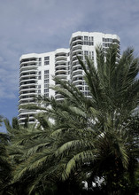 3600 NE 191st St in Aventura, FL - Foto de edificio - Building Photo