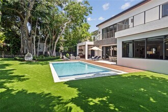 58 Bay Heights Dr in Miami, FL - Building Photo - Building Photo