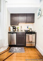 14 Chiswick Rd, Unit 1 in Boston, MA - Building Photo