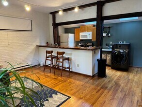 29 Eld St in New Haven, CT - Building Photo - Building Photo