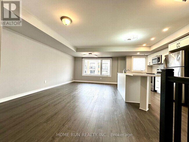 635 Makwa Private in Ottawa, ON - Building Photo - Building Photo