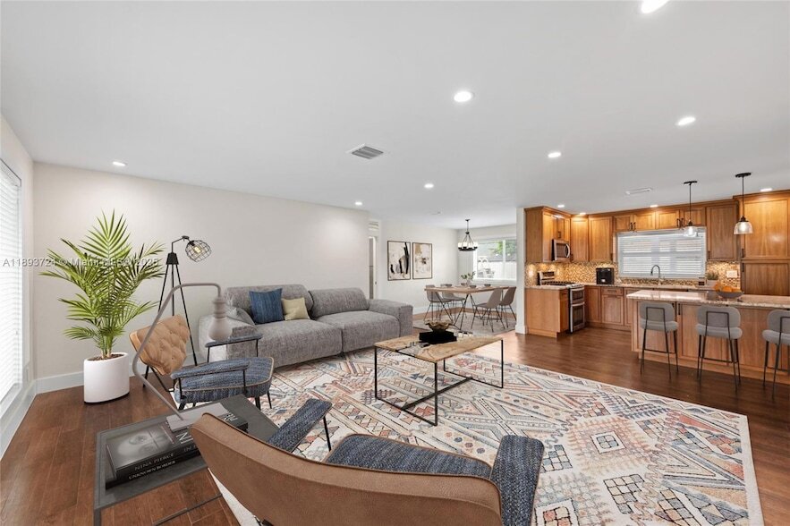 8440 SW 201st St, Unit 21-6414 in Cutler Bay, FL - Building Photo