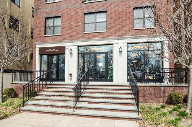 property at 30 Elm Pl