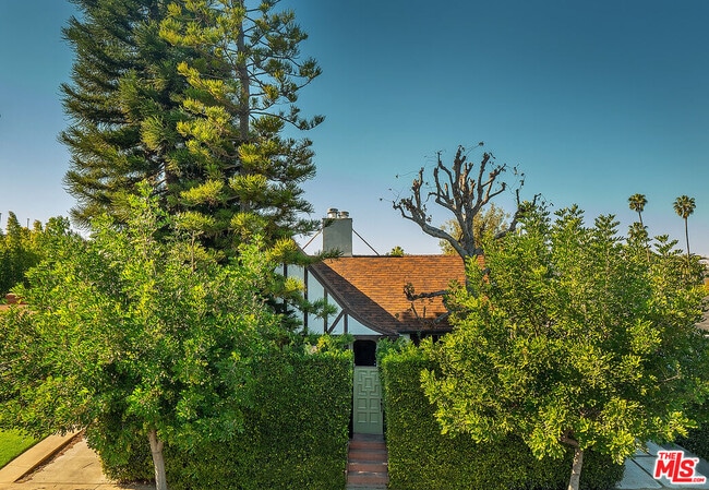 923 Spaulding Ave in Los Angeles, CA - Building Photo - Building Photo