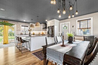 119 Sycamore St in Fairhaven, MA - Foto de edificio - Building Photo