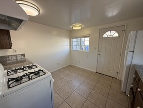 1775 Atchison St in Pasadena, CA - Building Photo - Building Photo