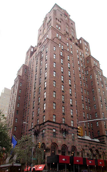 140 E 63rd St in New York, NY - Foto de edificio - Building Photo