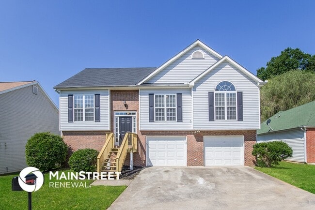 property at 26 Nellie Brook Dr SW