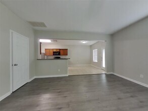 2123 Golden Topaz Dr in Rosharon, TX - Building Photo - Building Photo