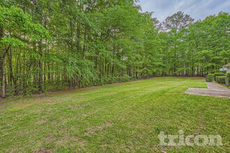 1374 Lake Dow Rd in Mcdonough, GA - Building Photo - Building Photo