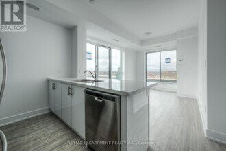 450 Dundas St E in Hamilton, ON - Building Photo - Building Photo