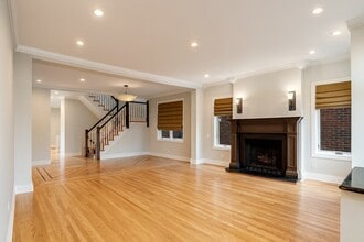 2725 N Magnolia Ave in Chicago, IL - Building Photo - Building Photo