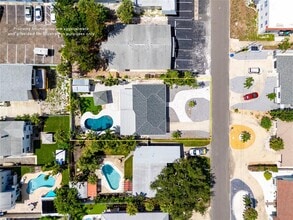 350 81st Ave in St Pete Beach, FL - Building Photo - Building Photo