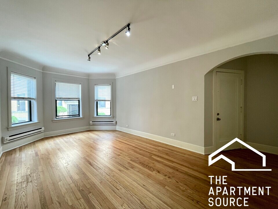 2322 N Rockwell St, Unit A1 in Chicago, IL - Building Photo