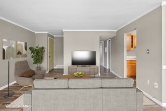 558 Wilson Bridge Dr, Unit D1 in Oxon Hill, MD - Foto de edificio - Building Photo