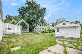 8212 Timken Ave in Warren, MI - Building Photo - Building Photo