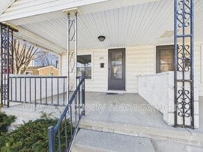 444 7th St in Struthers, OH - Building Photo - Building Photo